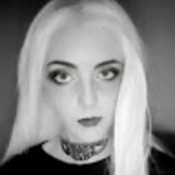 Meet your Posher, Persephone - Picture 1 of 1